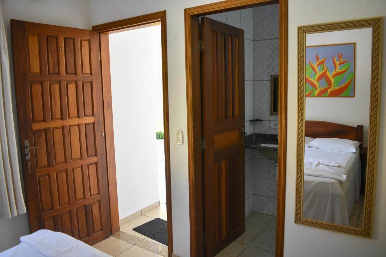 Pousada Oliveira Araquari Buitenkant foto